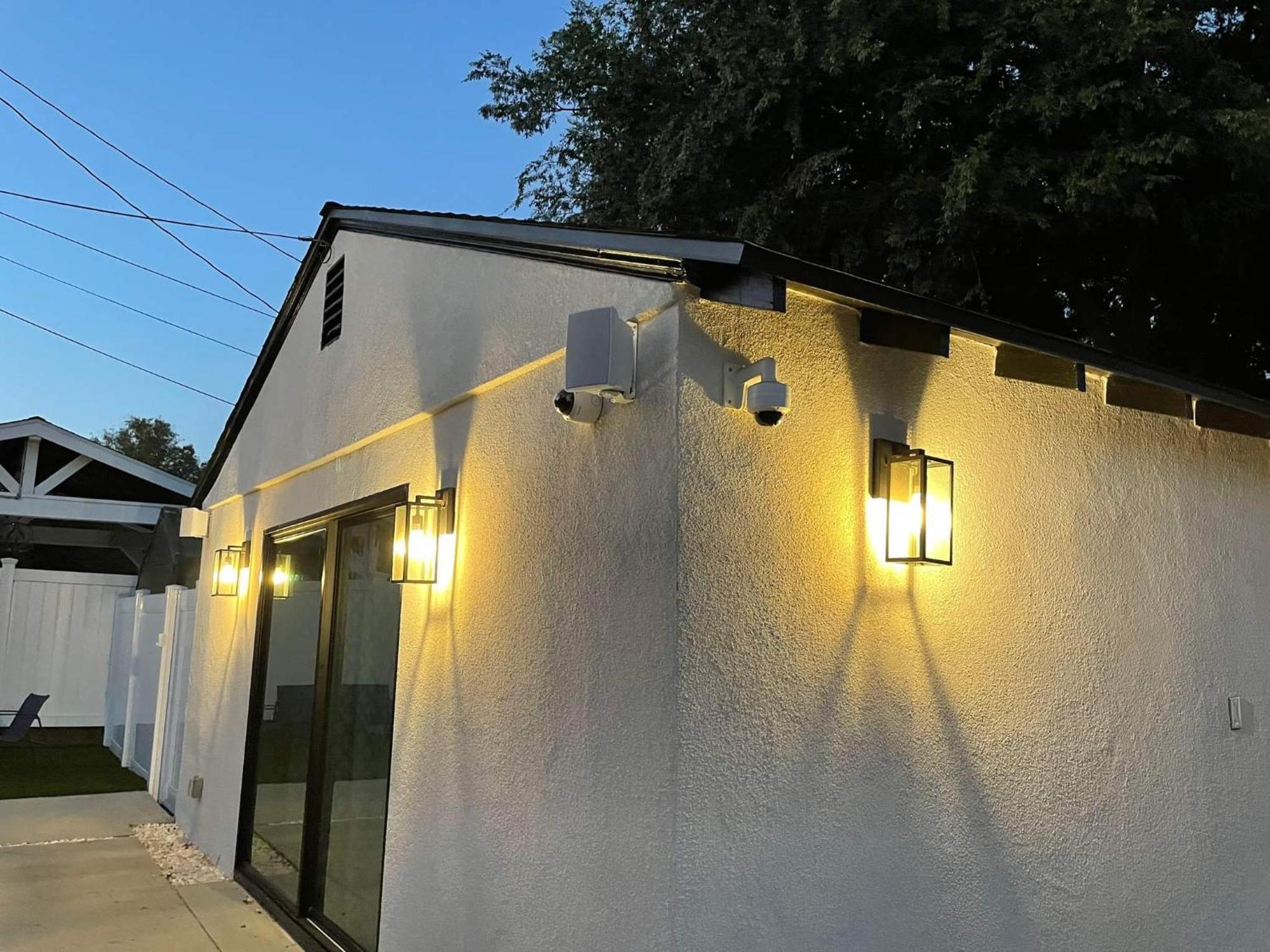 Gated Private House With Own Parking Sherman Oaks Los Angeles Exterior photo